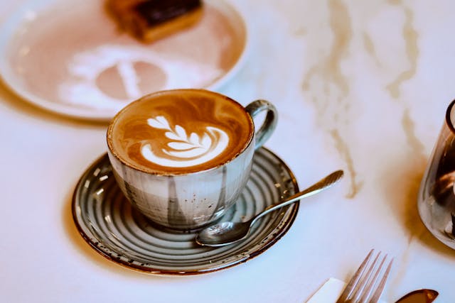 🥐 Cafe Petite